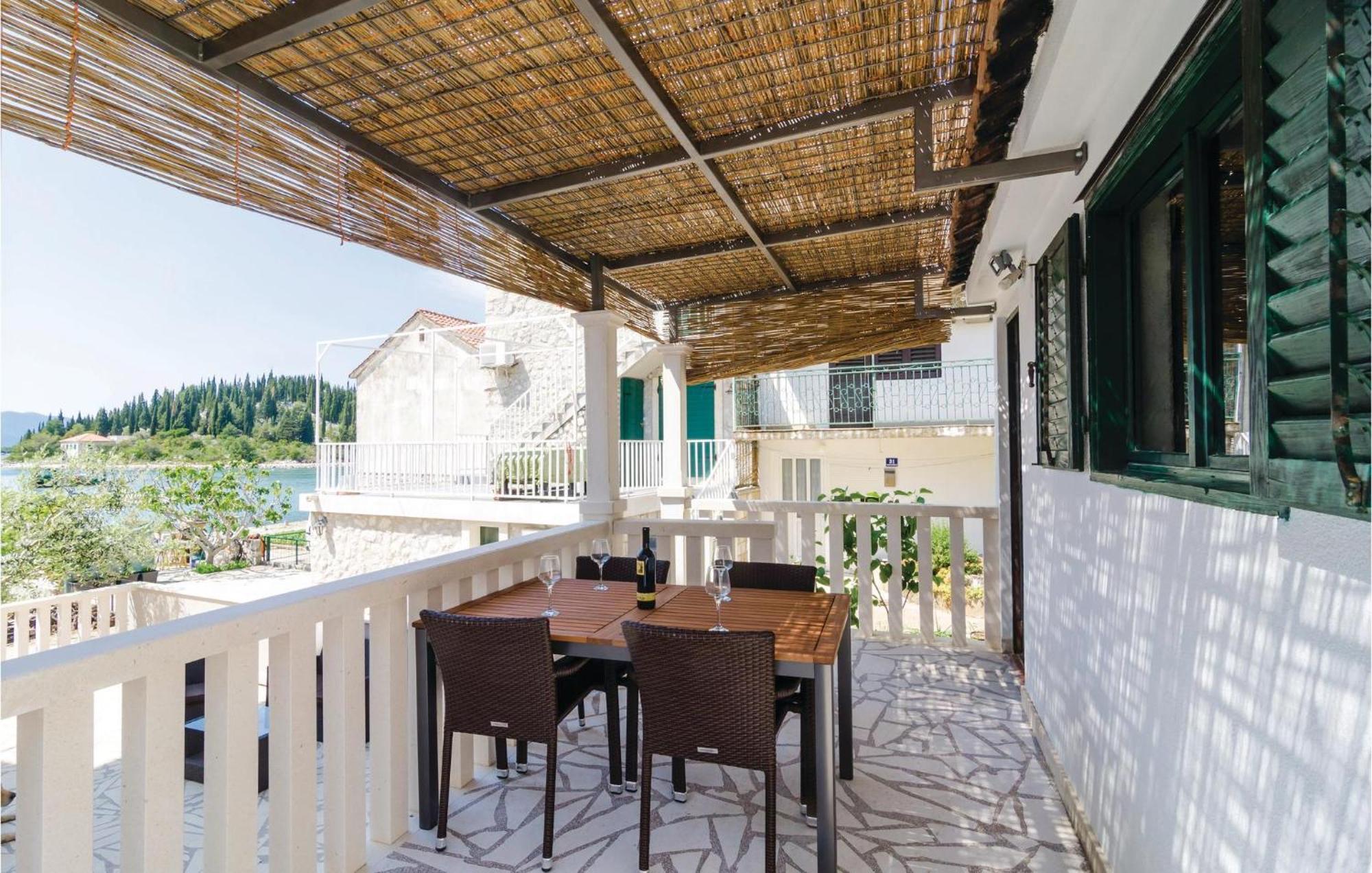 Nice Apartment In Blace With Wifi エクステリア 写真