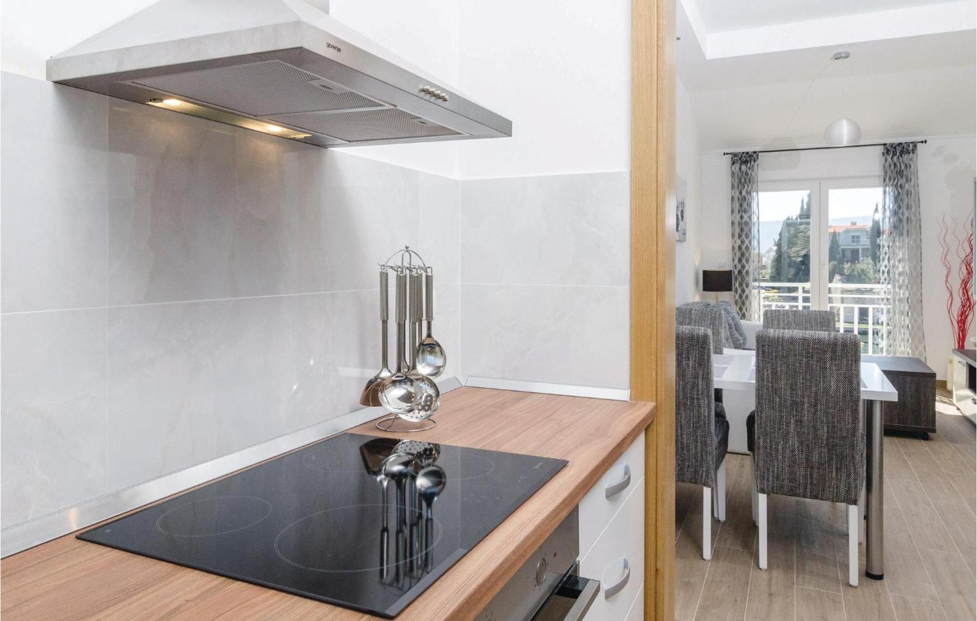 Nice Apartment In Blace With Wifi エクステリア 写真