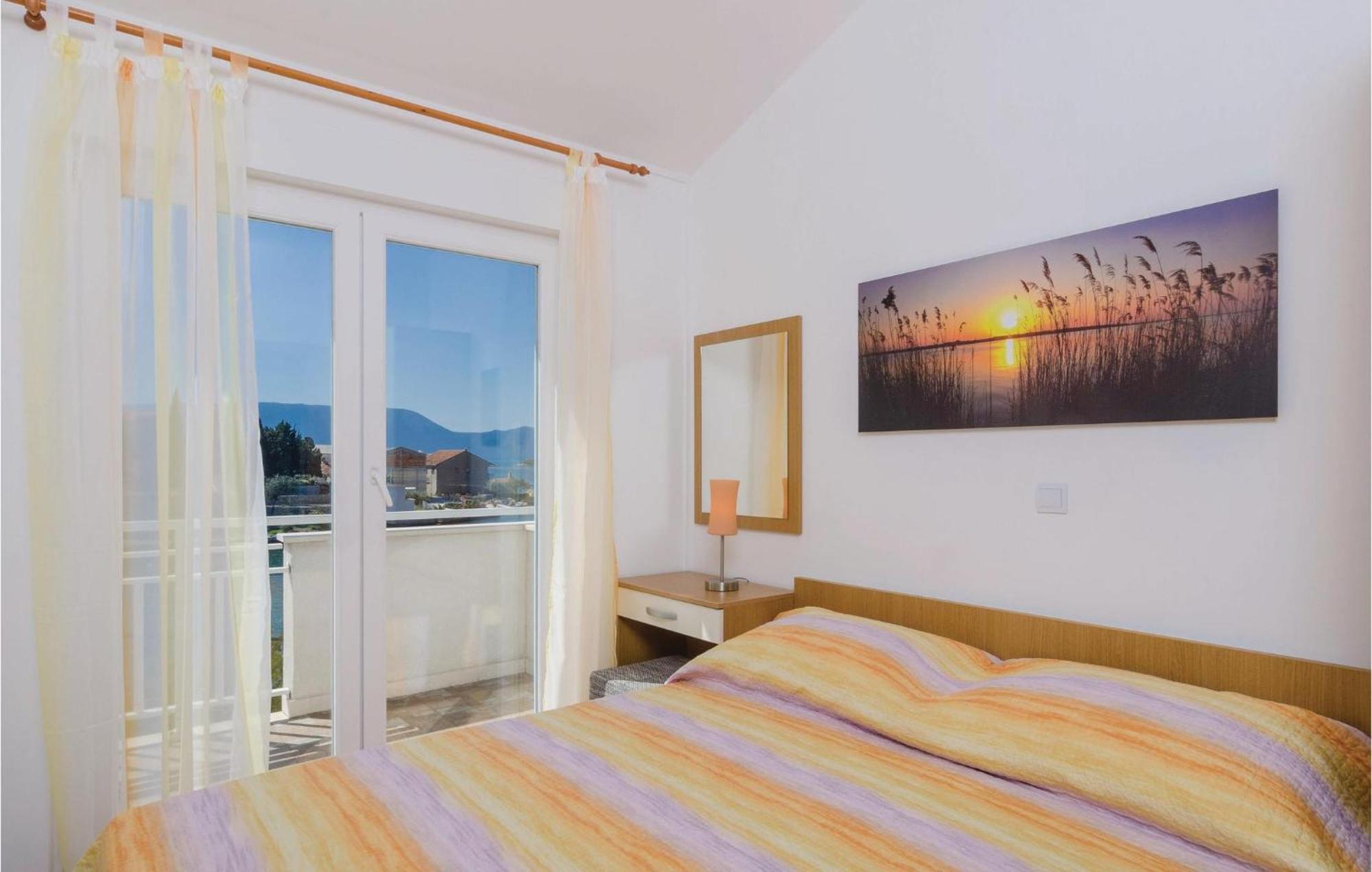 Nice Apartment In Blace With Wifi エクステリア 写真